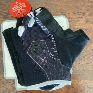 Pearl Izumi Women's Attack Glove; Size M - NEW